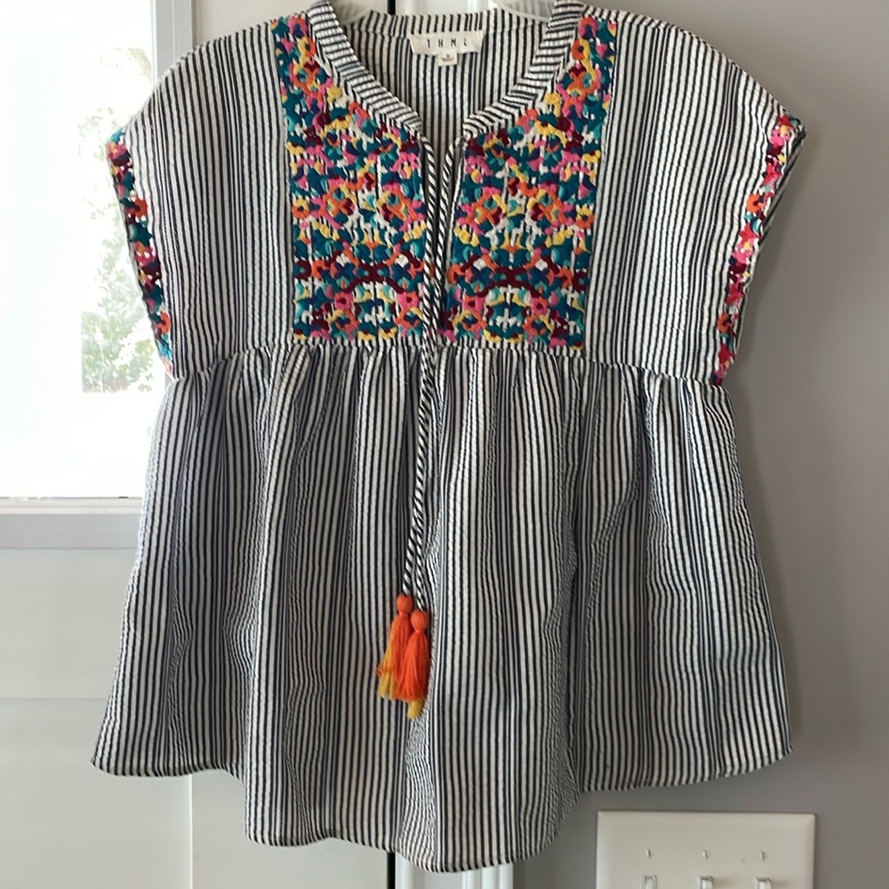 THML floral cap sleeve shirt